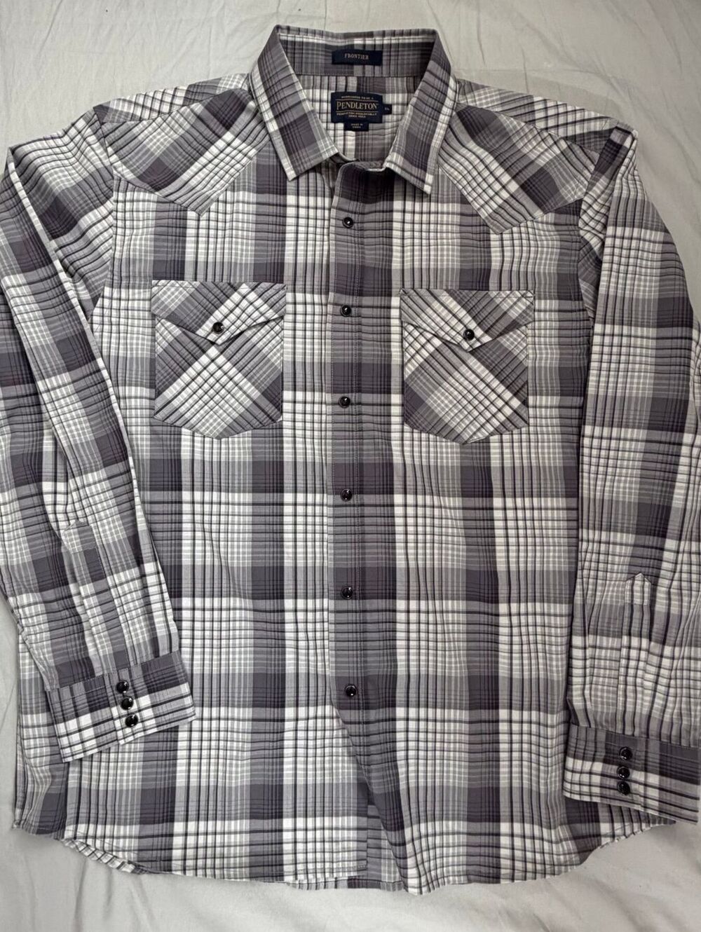 Pendleton Frontier Western XL Men's Cotton Poly Grey Plaid Button-Up Shirt